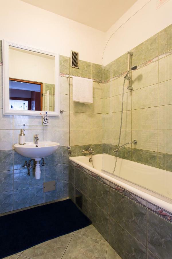 Apartment Bonbon Zagreb Ngoại thất bức ảnh